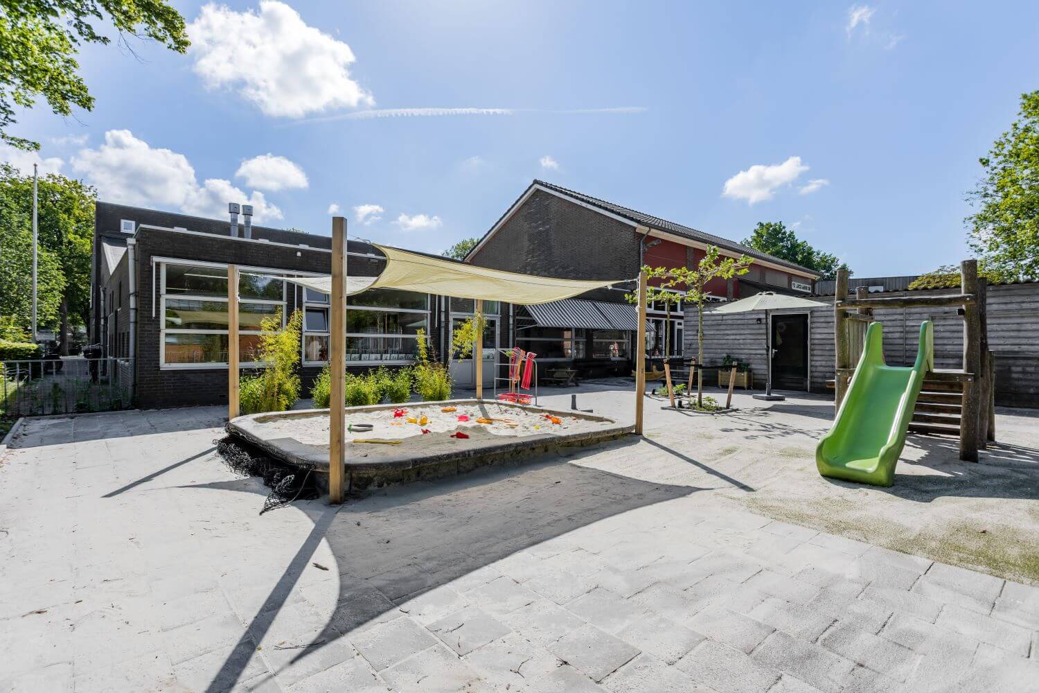 Krummelhoekje plein Peuterspeelgroep 't Krummelhoekje Annen