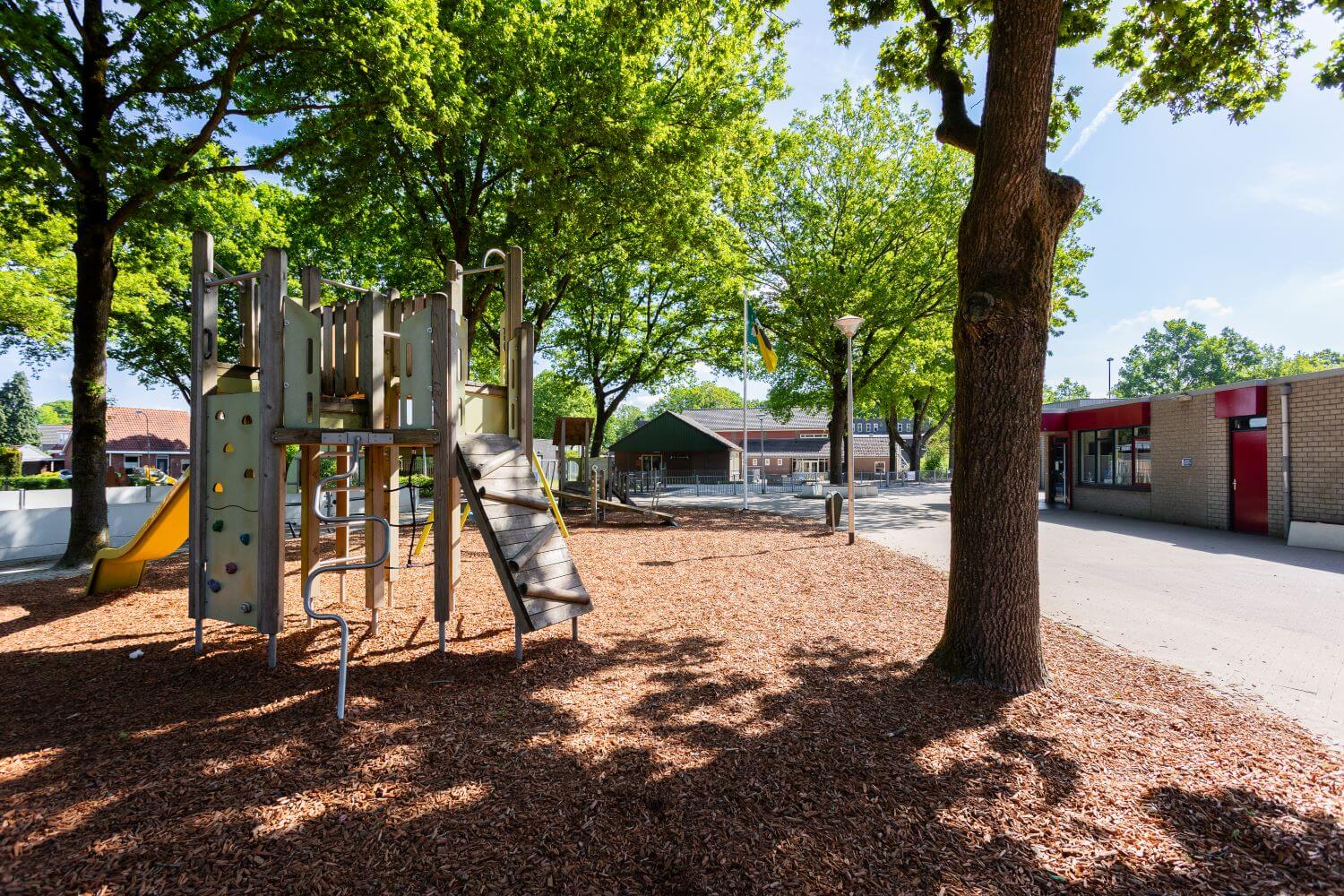 Annen speeltuin ekiseven Buitenschoolse opvang Ekiseven Annen